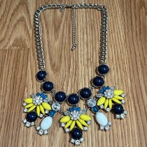 CHARMING CHARLIE MULTICOLORED ACRYLIC AND RHINESTONE BIB 16 - 20" NECKLACE